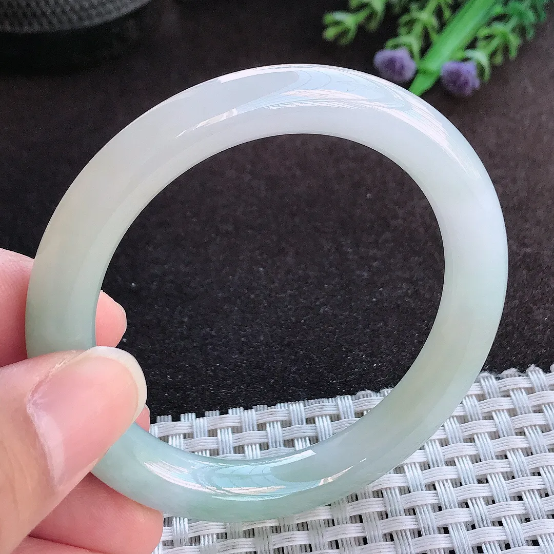 天然a货翡翠52/9老坑精美冰润飘花圆条手镯小圈口玉手镯