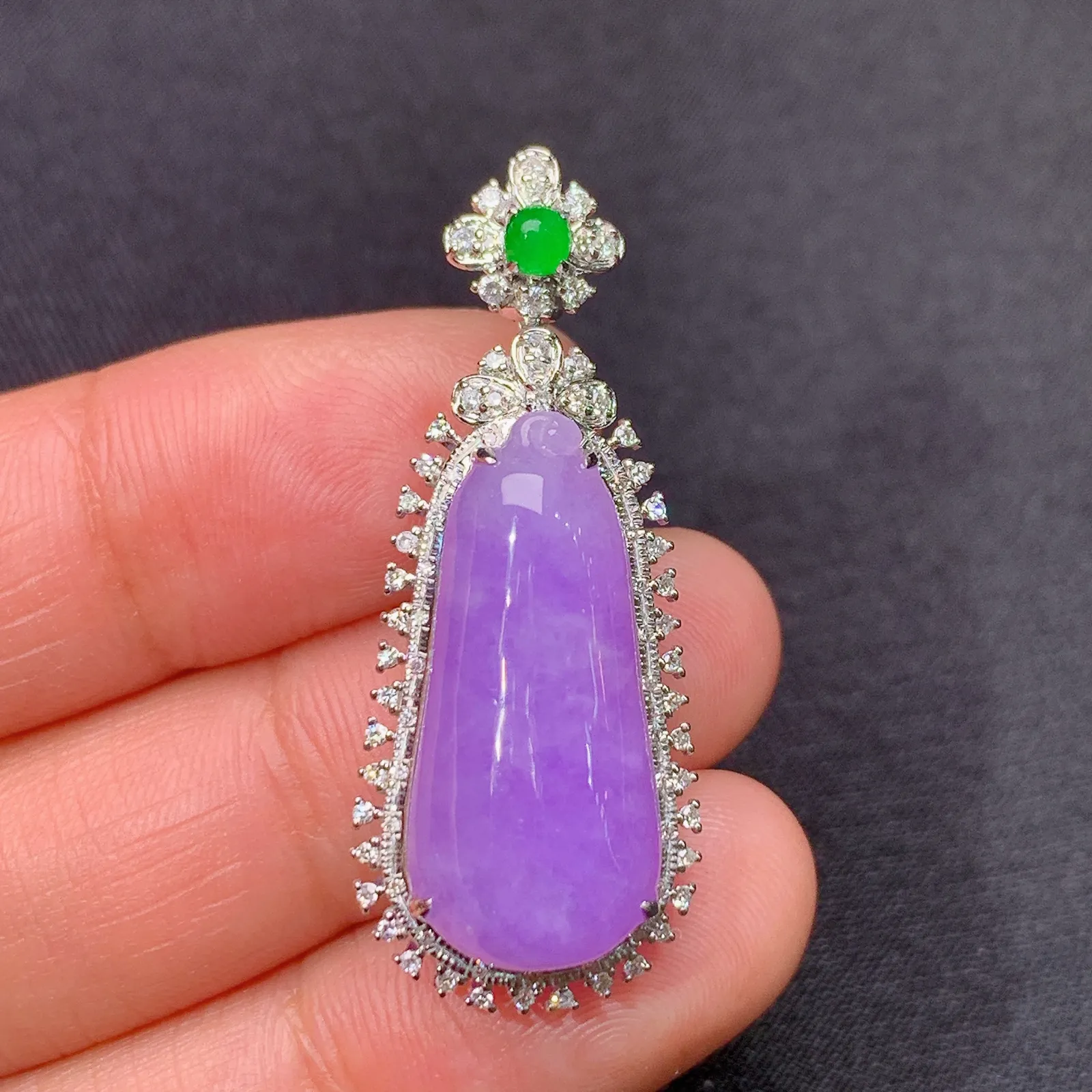 紫罗兰福瓜吊坠，18k金镶嵌，温润细腻，颜色浓郁 Ax 尺寸37*15*9.7