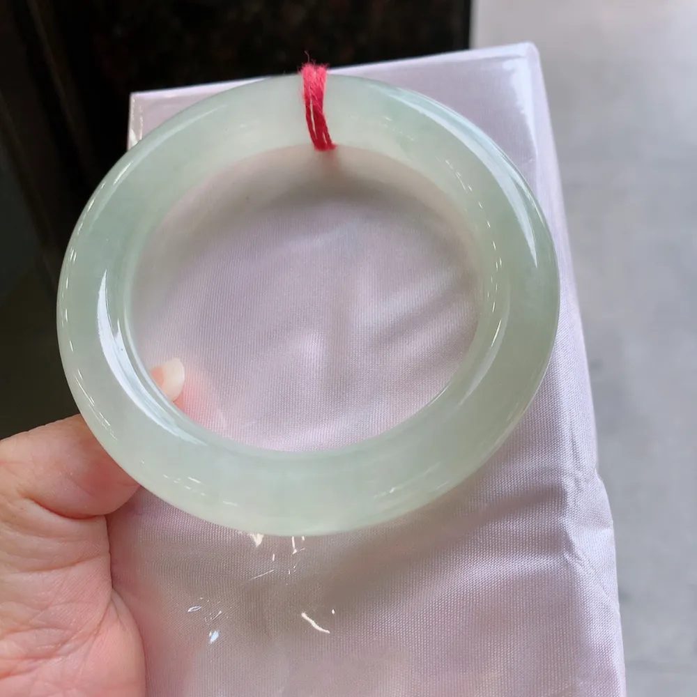 圆条高冰黄翡 无瑕 尺寸:55.4/11.1/11.2 种色俱佳