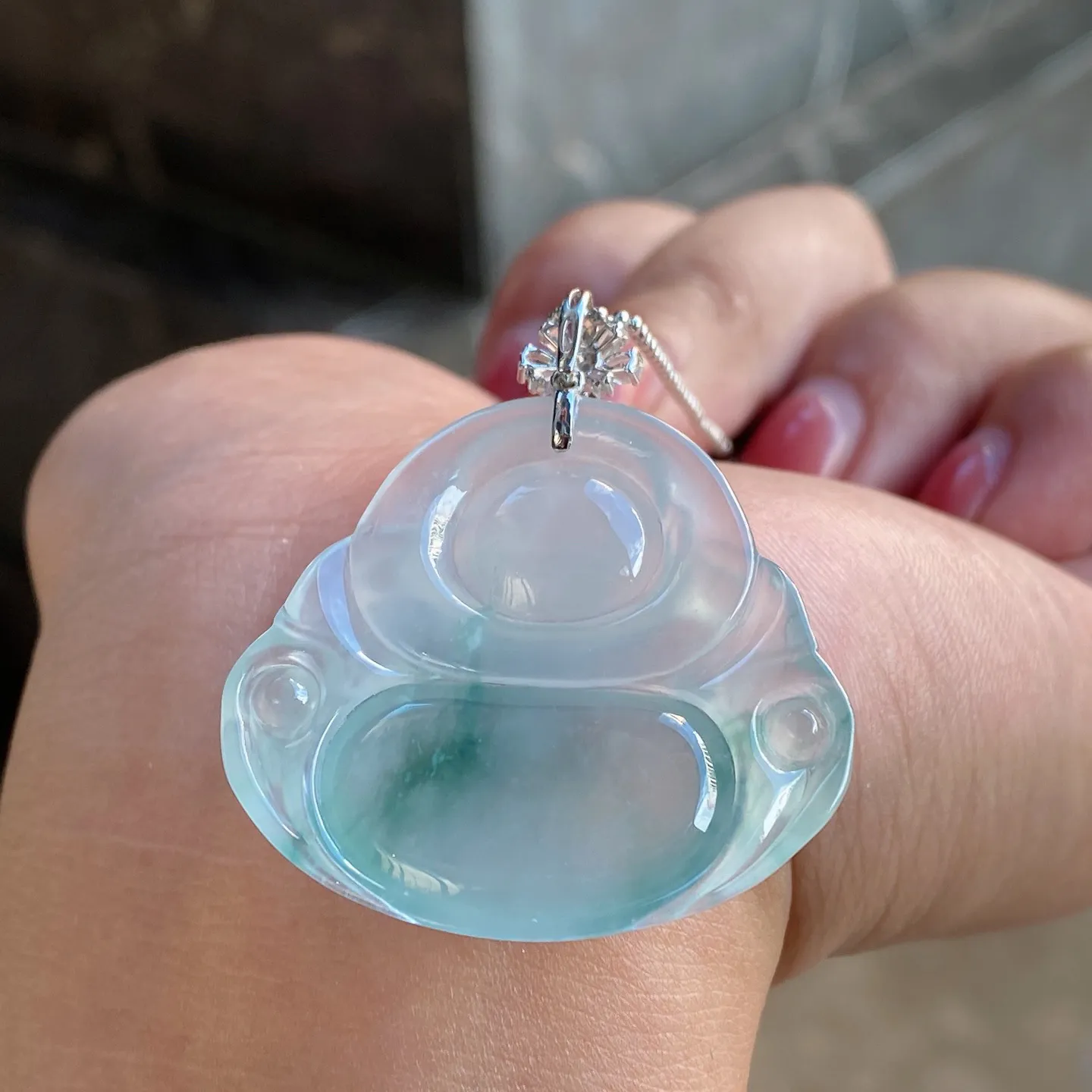 冰种飘花佛公吊坠 尺寸41.9-33.9-6.1毫米