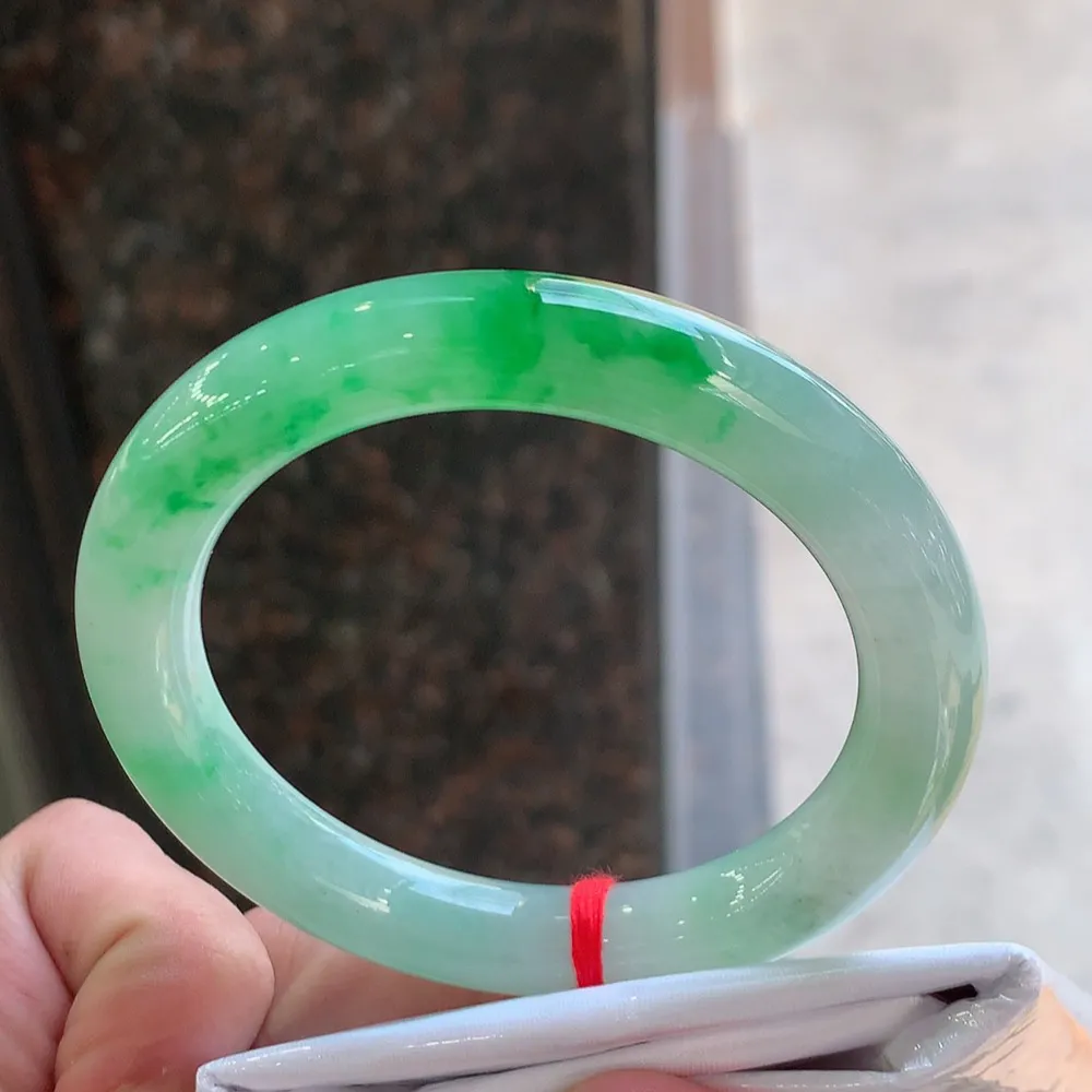 圆条并阳绿 无瑕 尺寸:54.1/9.4 色阳