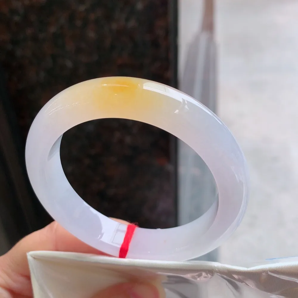 正圈高冰黄 无瑕 尺寸:55.2/12.5/9.1 种色俱佳