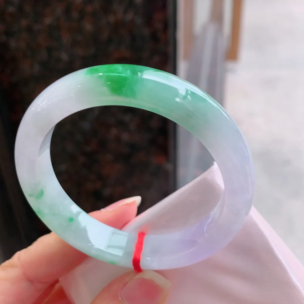 正圈高冰春彩 有紫有绿 无瑕 尺寸:53.4/11.7/8.1  种色俱佳🥰🥰