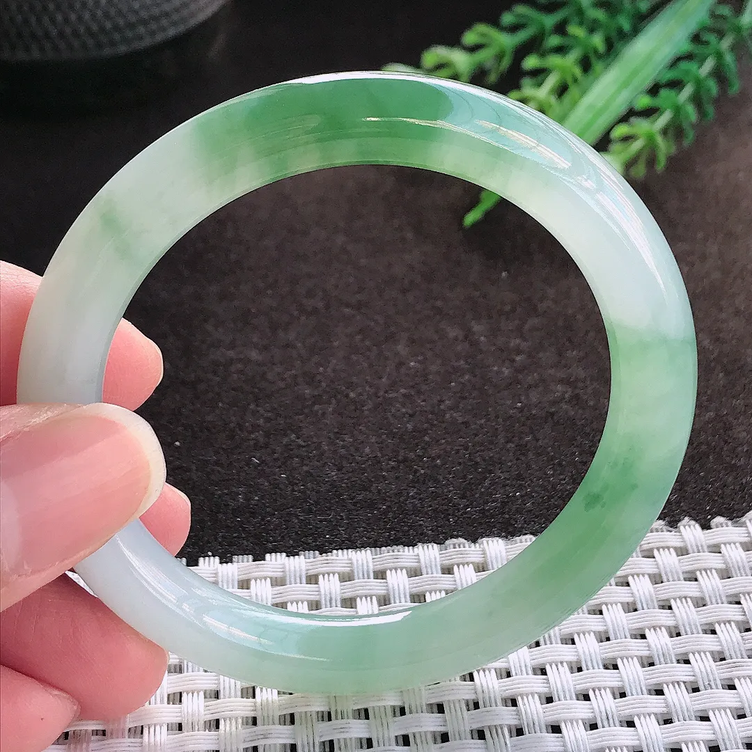 天然a货翡翠53/8.6/8.7老坑冰胶果冻冰晴绿圆条手镯玉手镯