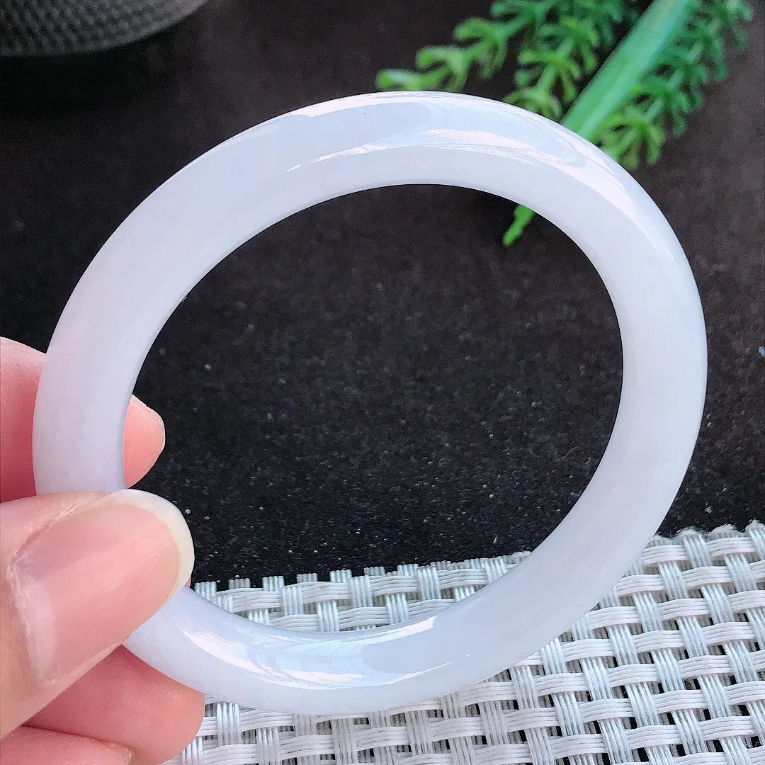 天然a货翡翠52.5/9.2/8.5老坑冰润起胶月光白圆条手镯玉手镯