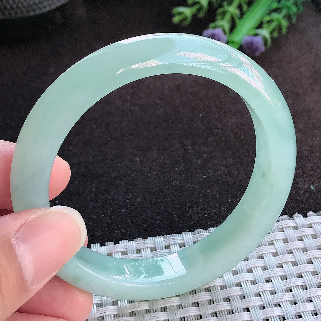 天然a货翡翠54.8/11.9/8.2老坑冰胶果冻冰晴天空蓝手镯宽边玉手镯