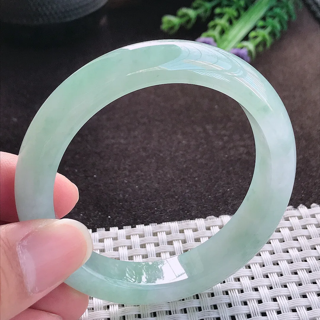 天然a货翡翠54.5/12.3/8.6老坑冰胶果冻冰晴绿手镯宽边玉手镯