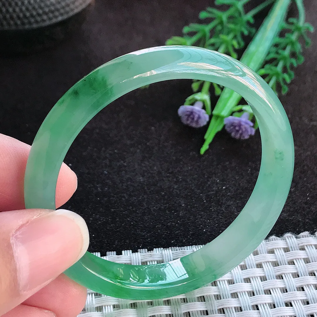 天然a货翡翠50.5/9.3/5.9老坑冰胶果冻冰阳绿手镯宽边小圈口玉手镯