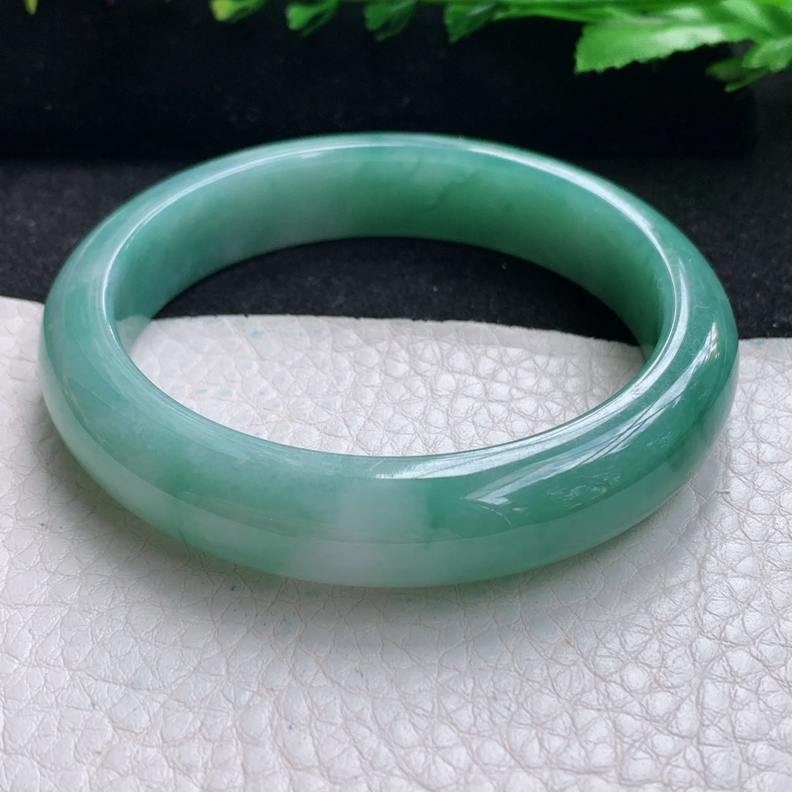 yh自然光55*12*8平安镯 缅甸翡翠a货玉手镯韵味宽边珠宝玉手环