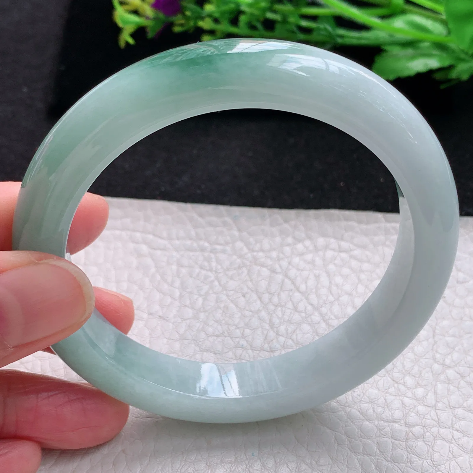 yh大圈口561*12*9平安镯 缅甸翡翠a货玉手镯飘花宽边珠宝玉手环