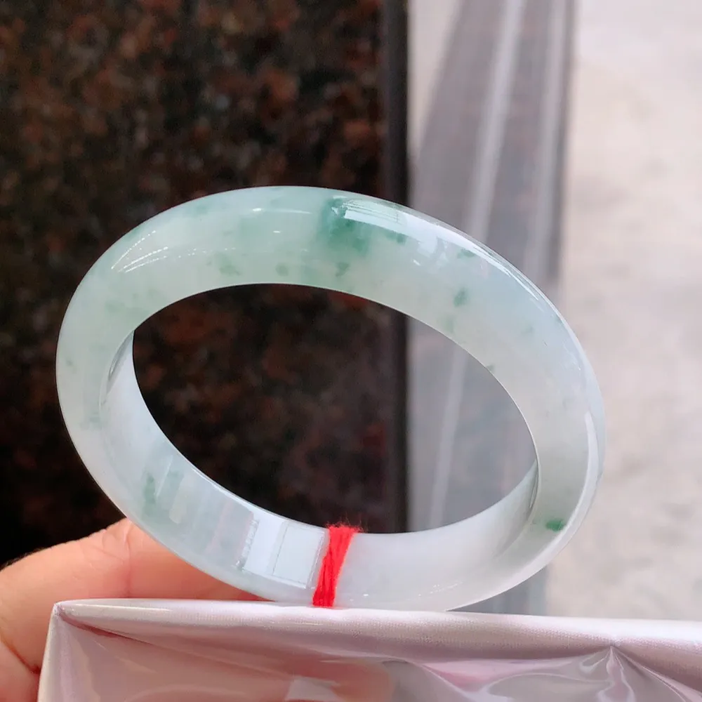 正圈冰飘花 无瑕 尺寸:56.1/12.6/8 花美