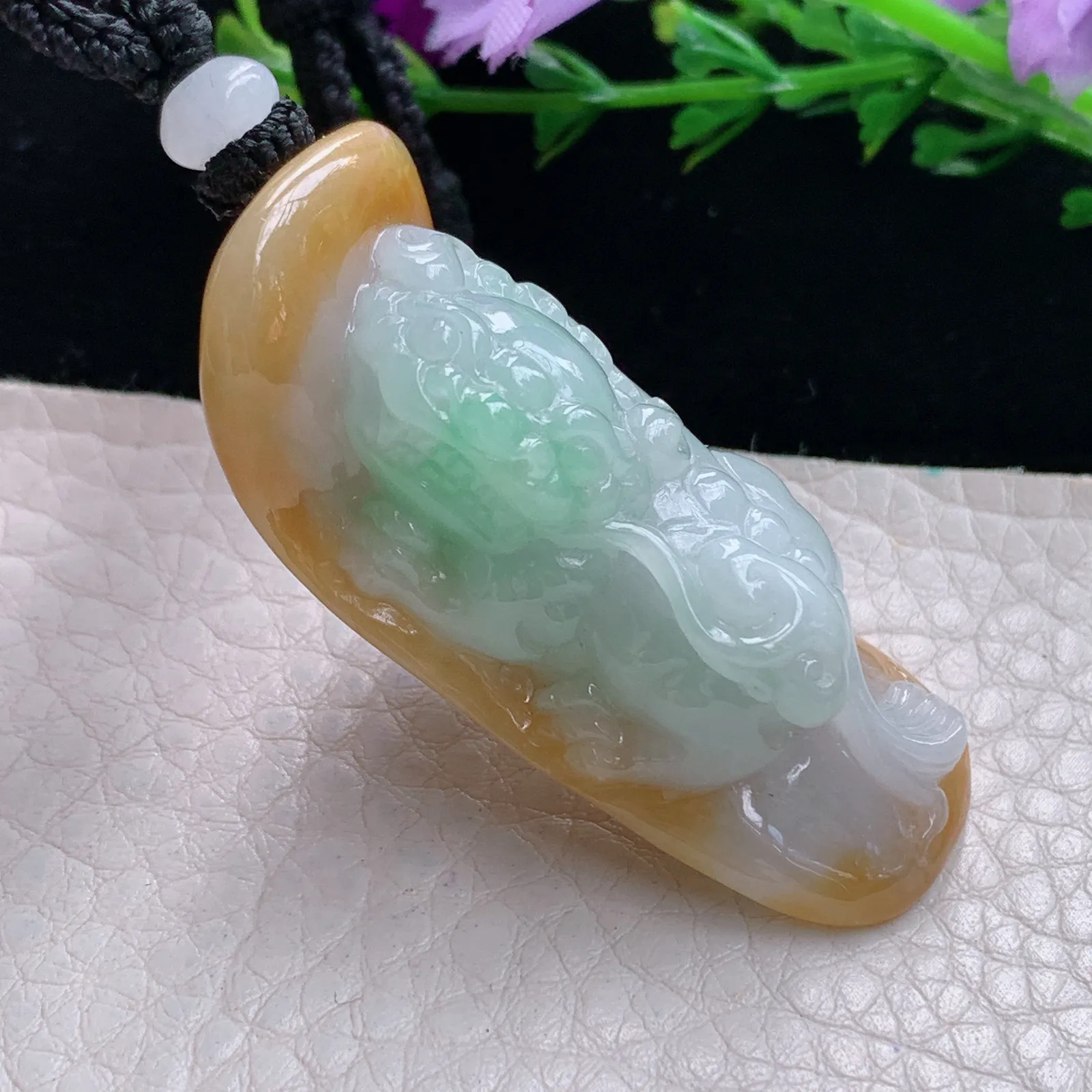 mut自然光49*19.8*17.8天然缅甸翡翠三彩貔貅玉吊坠 玉挂件