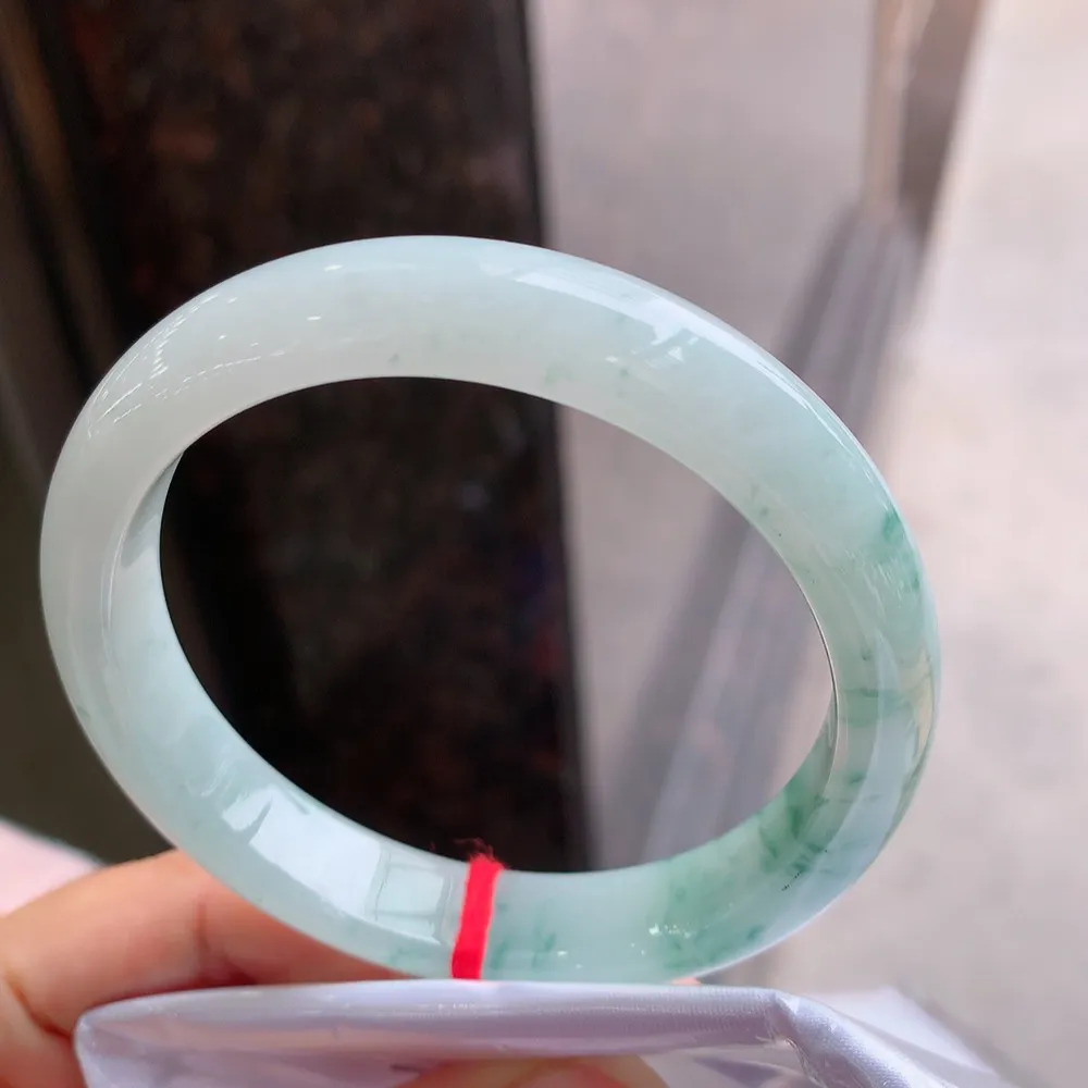 正圈冰飘花 无瑕 尺寸:57.3/12.3/8 花美