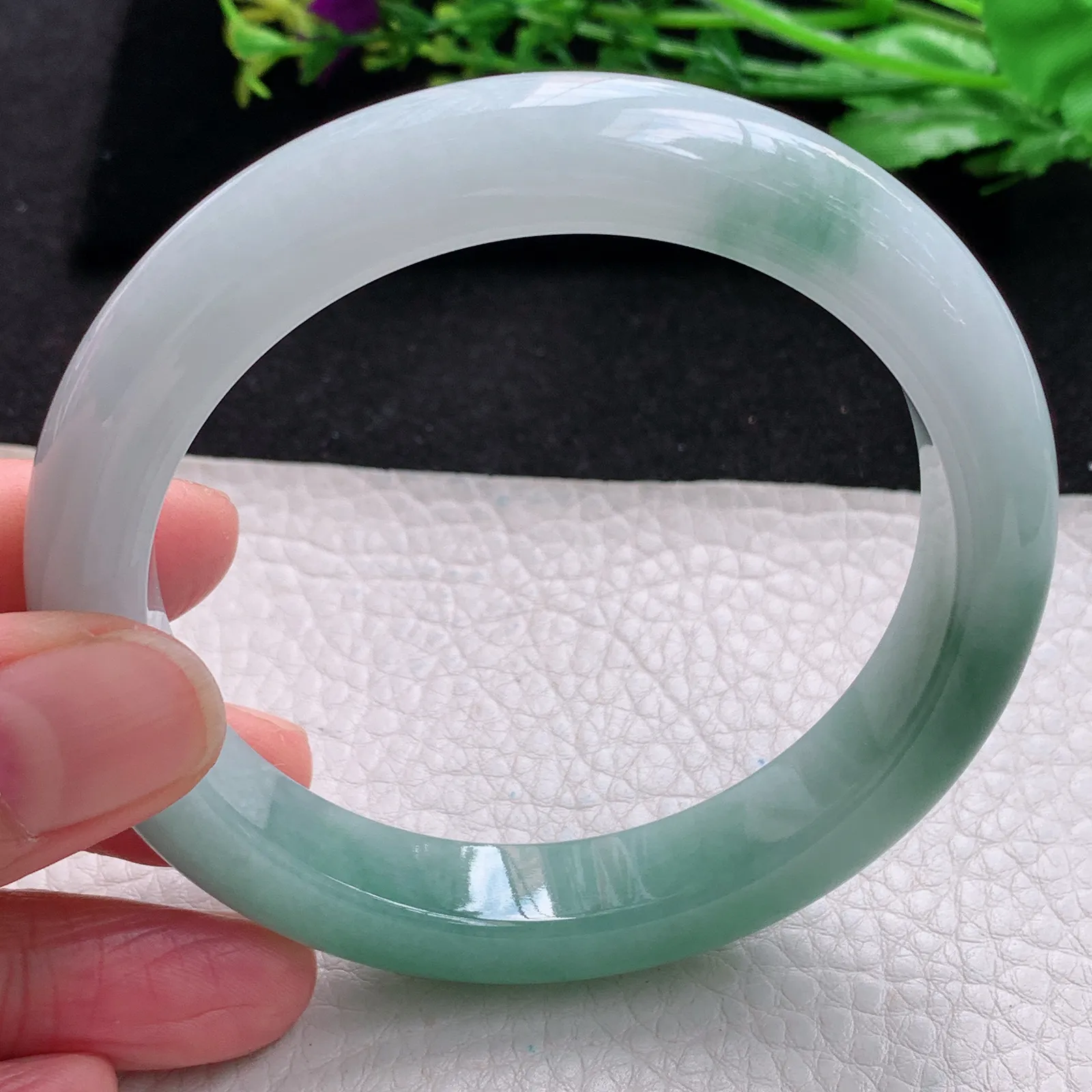 yh大圈口561*12*9平安镯 缅甸翡翠a货玉手镯飘花宽边珠宝玉手环