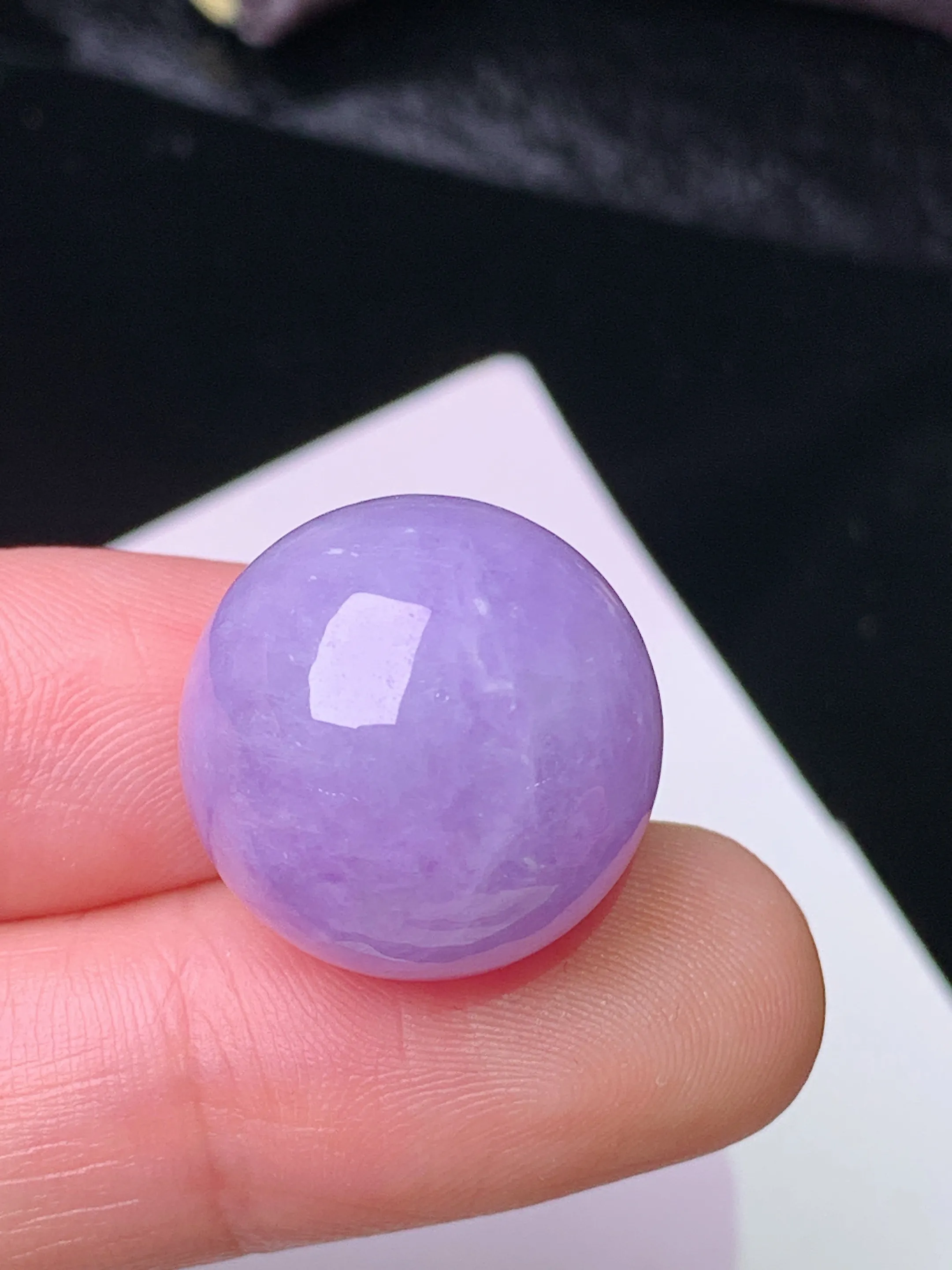 紫罗兰圆珠吊坠 玉质细腻 色泽清新艳丽 整体尺寸17.5