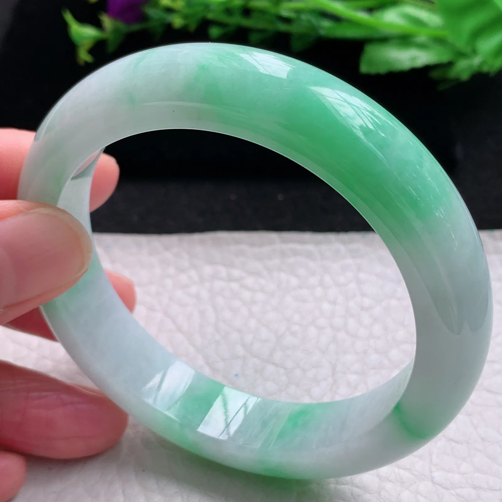 xc自然光57.5*13.2*8.8平安镯 缅甸翡翠a货玉手镯飘绿宽边珠宝玉手环