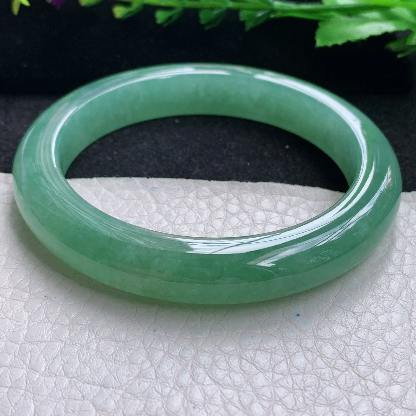 yh自然光56.6*10.5*9平安镯 缅甸翡翠a货玉手镯冰绿秀气宽边珠宝玉手环