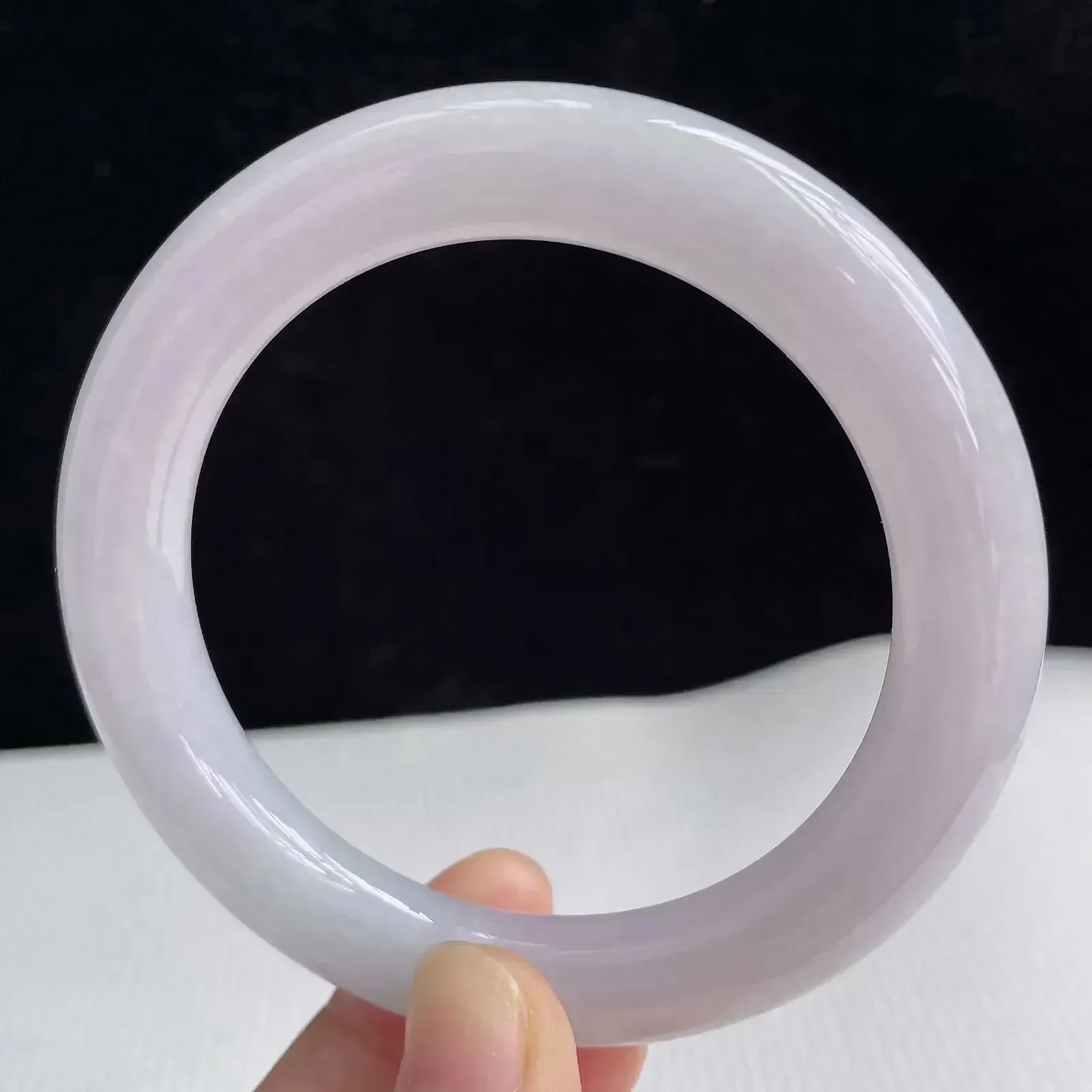 58圈有种有色天然翡翠A货淡紫玉手镯好种水春彩水润手镯67.22g