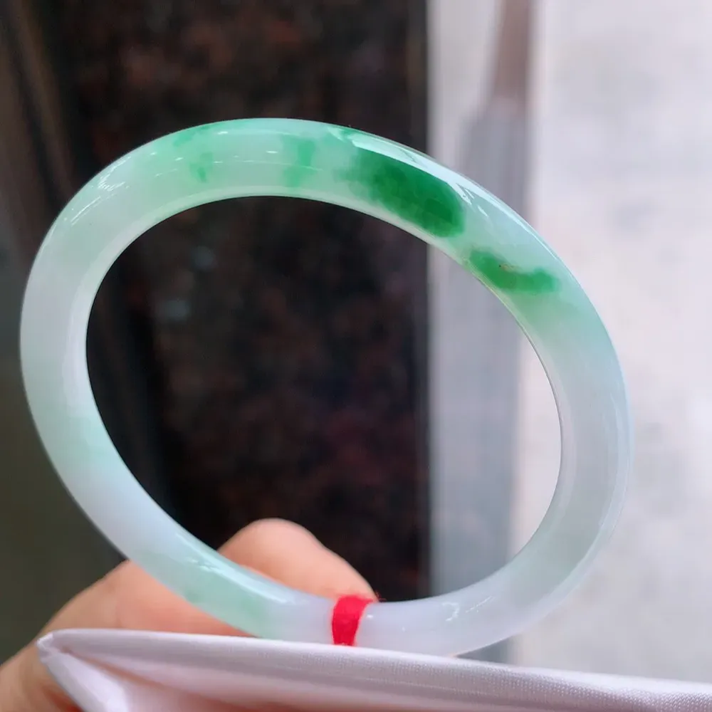 圆条冰春彩 无瑕 尺寸:53.7/7.1 超美