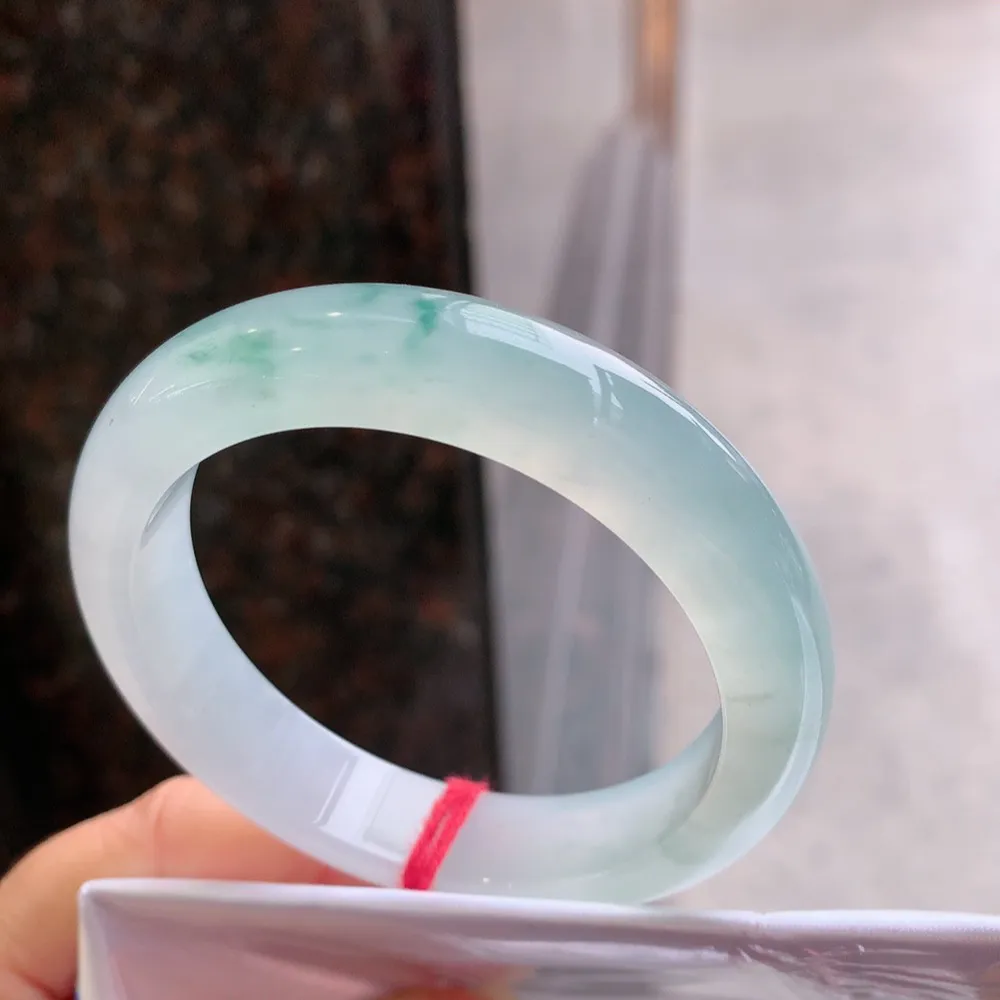 正圈冰玻飘花 无瑕 尺寸:54.1/12.7/8.7 花美 种水好🥰🥰