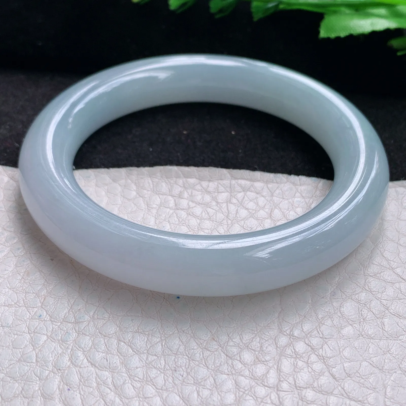 xc自然光53.5*10.8*10.6美人镯 缅甸翡翠a货玉手镯白月光圆条珠宝玉手环