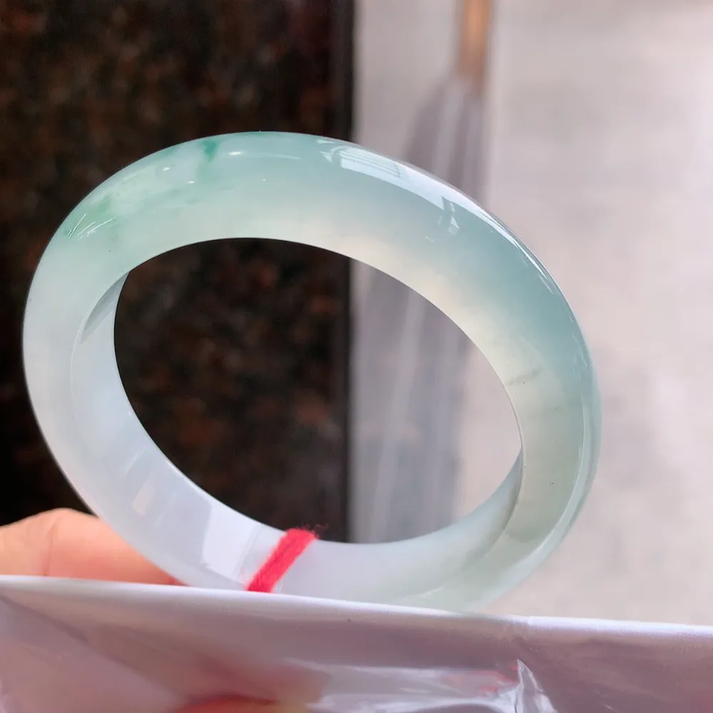 正圈冰玻飘花 无瑕 尺寸:54.1/12.7/8.7 花美 种水好🥰🥰