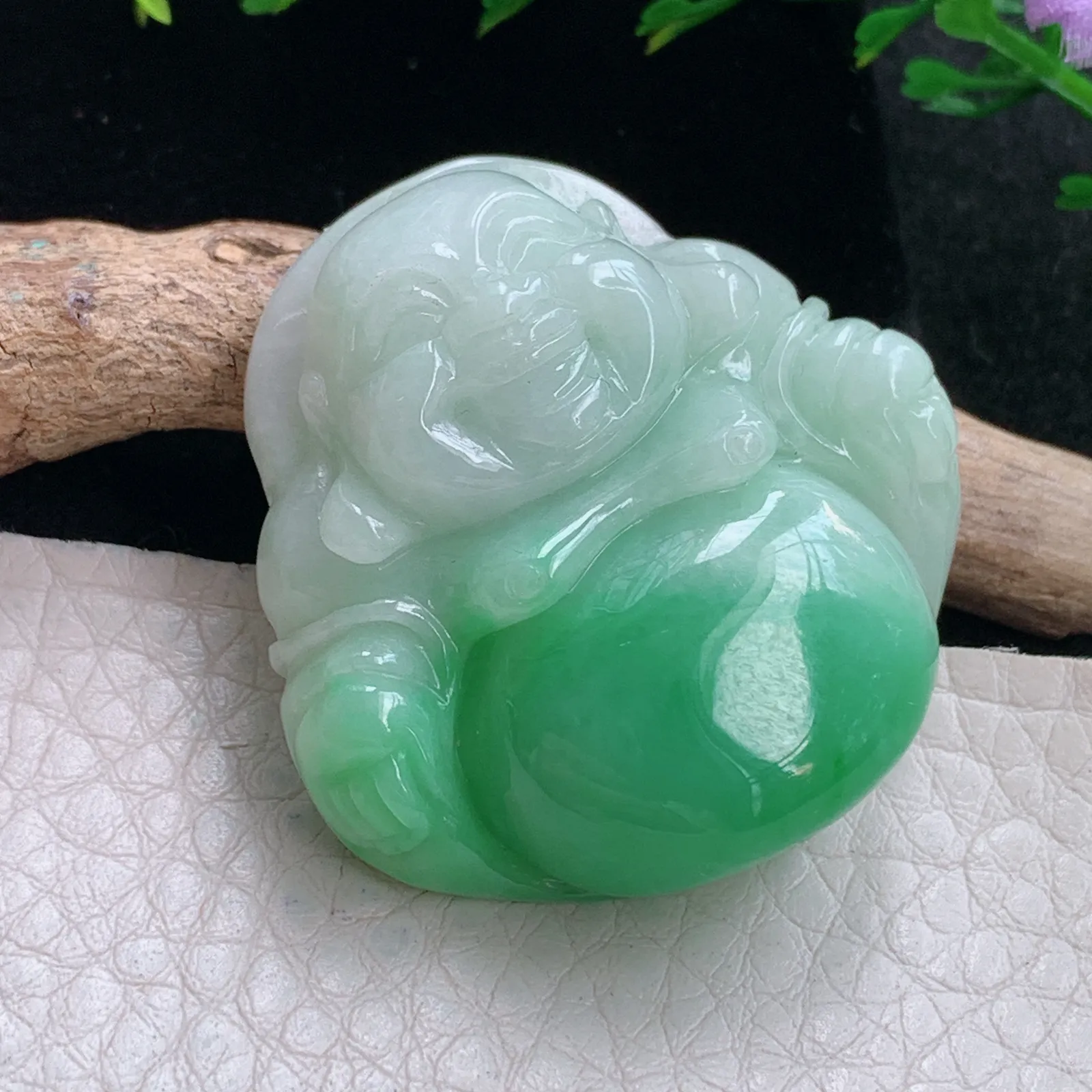 zen自然光37*36.8*11.5天然缅甸翡翠辣绿佛公 弥勒佛玉吊坠 玉挂件