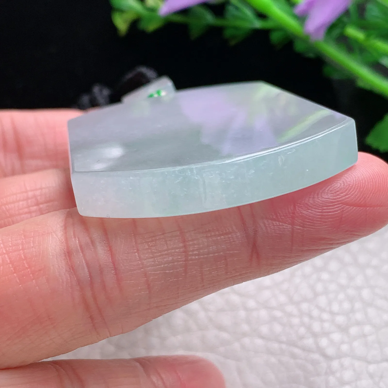 mut自然光52.8*39.5*6.5天然缅甸翡翠冰飘花平安无事牌玉吊坠 玉挂件