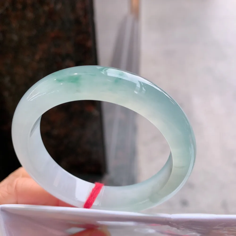 正圈冰玻飘花 无瑕 尺寸:54.1/12.7/8.7 花美 种水好🥰🥰