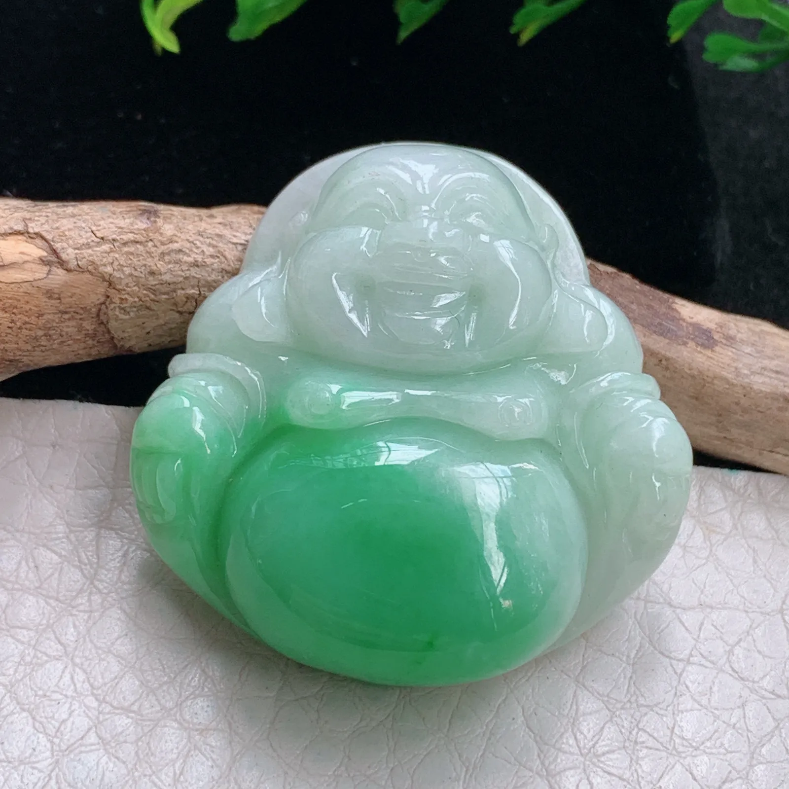 zen自然光37*36.8*11.5天然缅甸翡翠辣绿佛公 弥勒佛玉吊坠 玉挂件