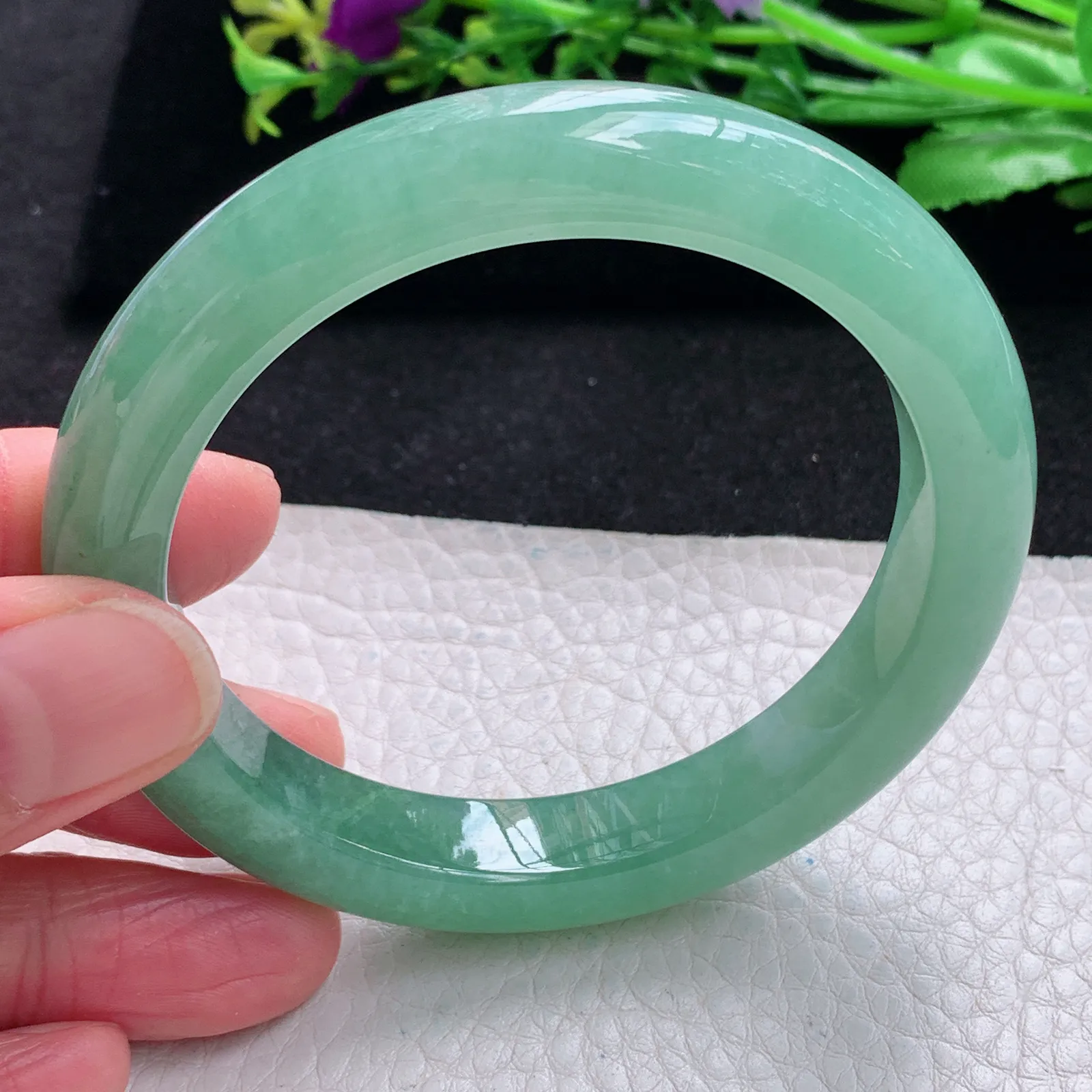 yh自然光56.6*10.5*9平安镯 缅甸翡翠a货玉手镯冰绿秀气宽边珠宝玉手环