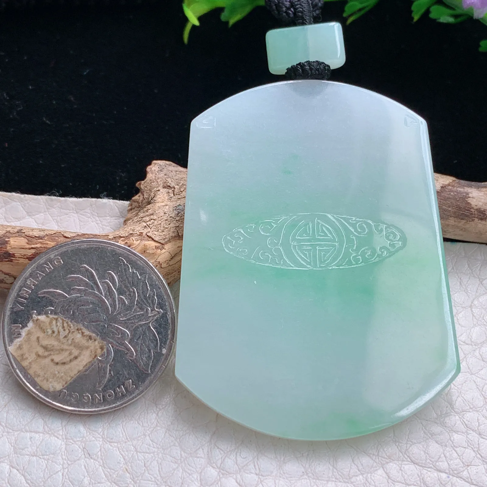 mut自然光53*40.5*4天然缅甸翡翠冰飘绿花平安无事牌玉吊坠 玉挂件