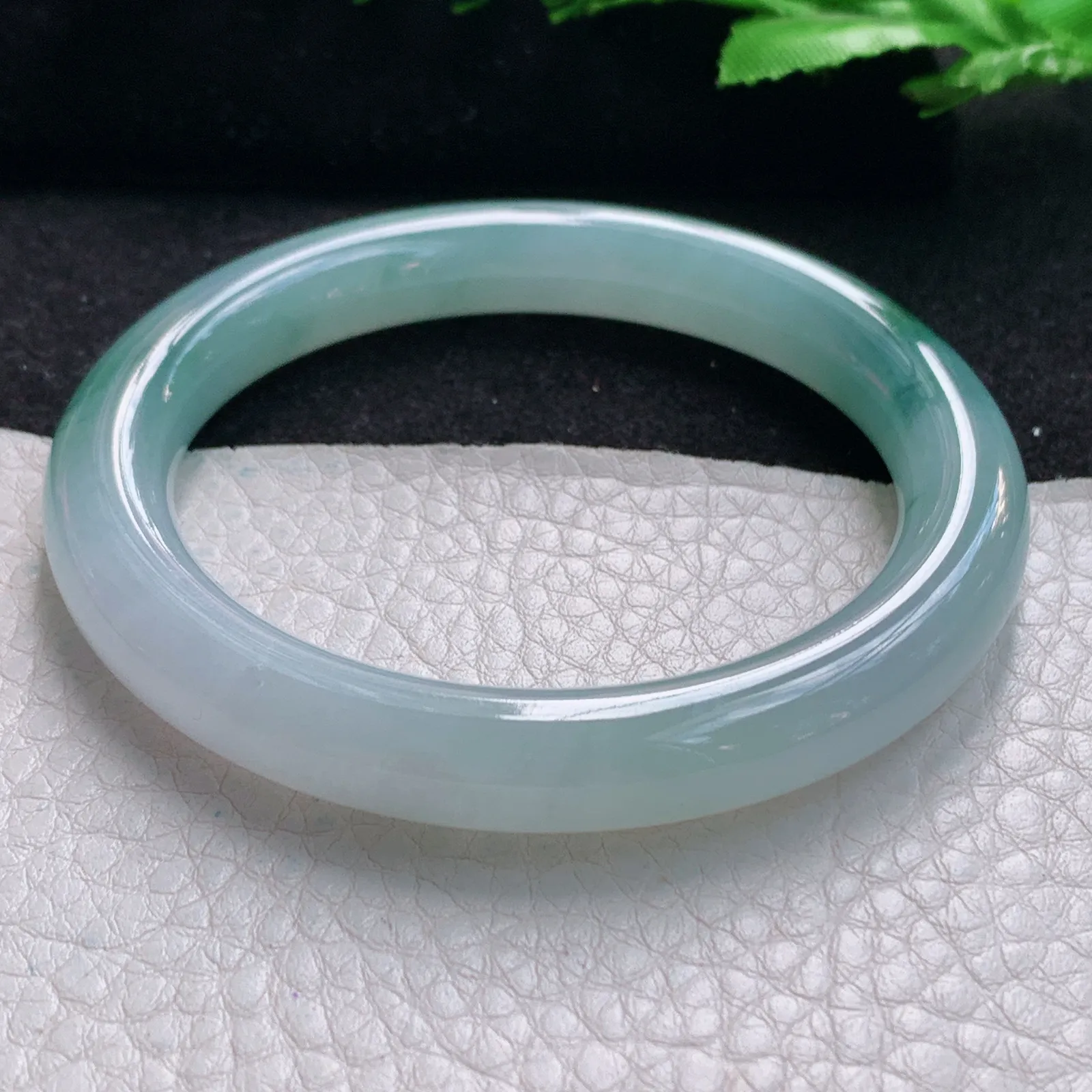 r自然光54.5*9.3美人镯 缅甸翡翠a货玉手镯冰飘花珠宝玉手环 叮当镯