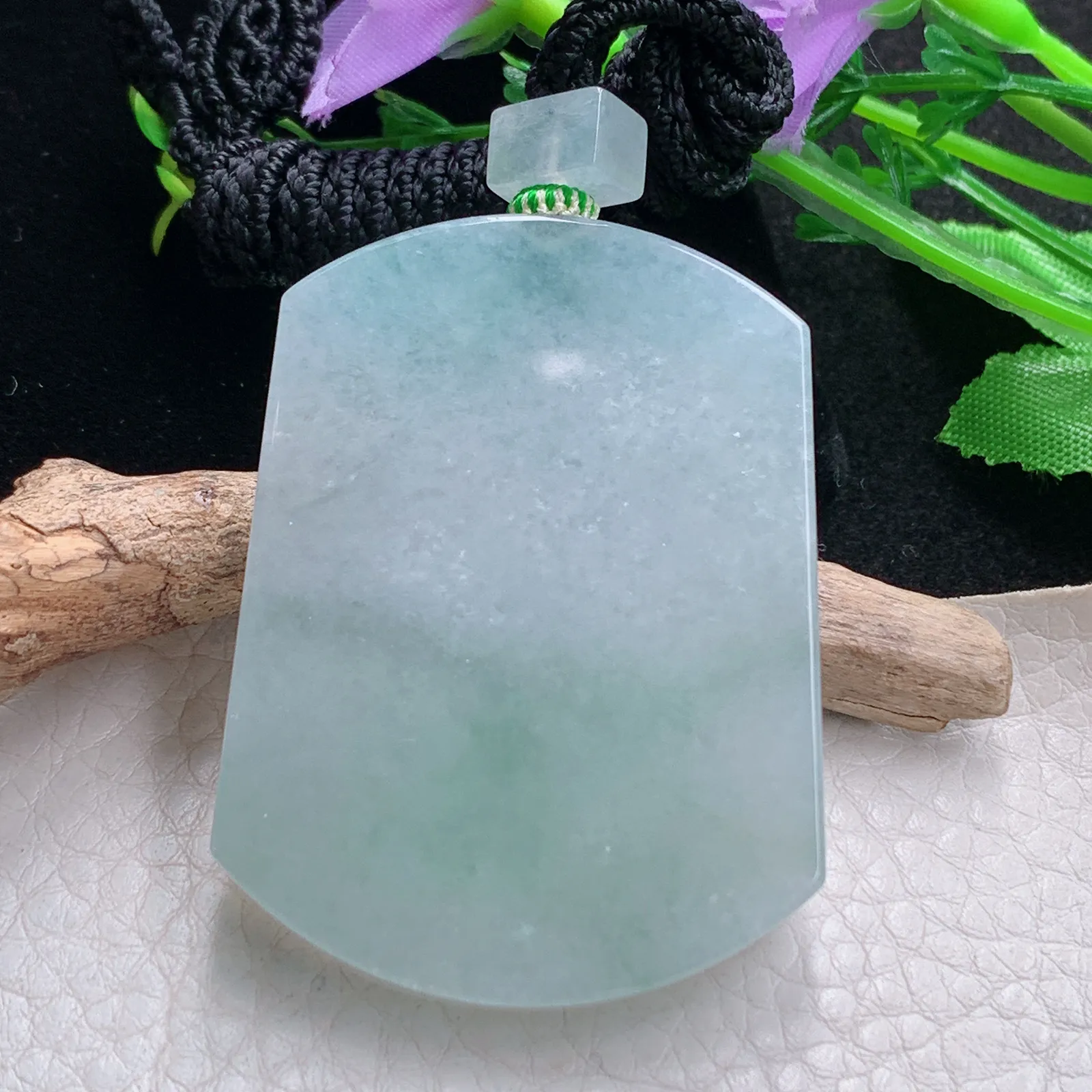 mut自然光52.8*39.5*6.5天然缅甸翡翠冰飘花平安无事牌玉吊坠 玉挂件