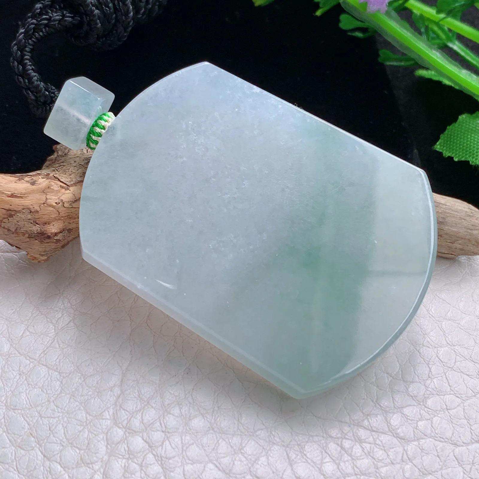 mut自然光52.8*39.5*6.5天然缅甸翡翠冰飘花平安无事牌玉吊坠 玉挂件