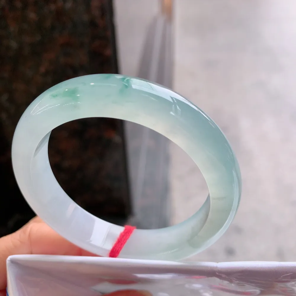 正圈冰玻飘花 无瑕 尺寸:54.1/12.7/8.7 花美 种水好🥰🥰