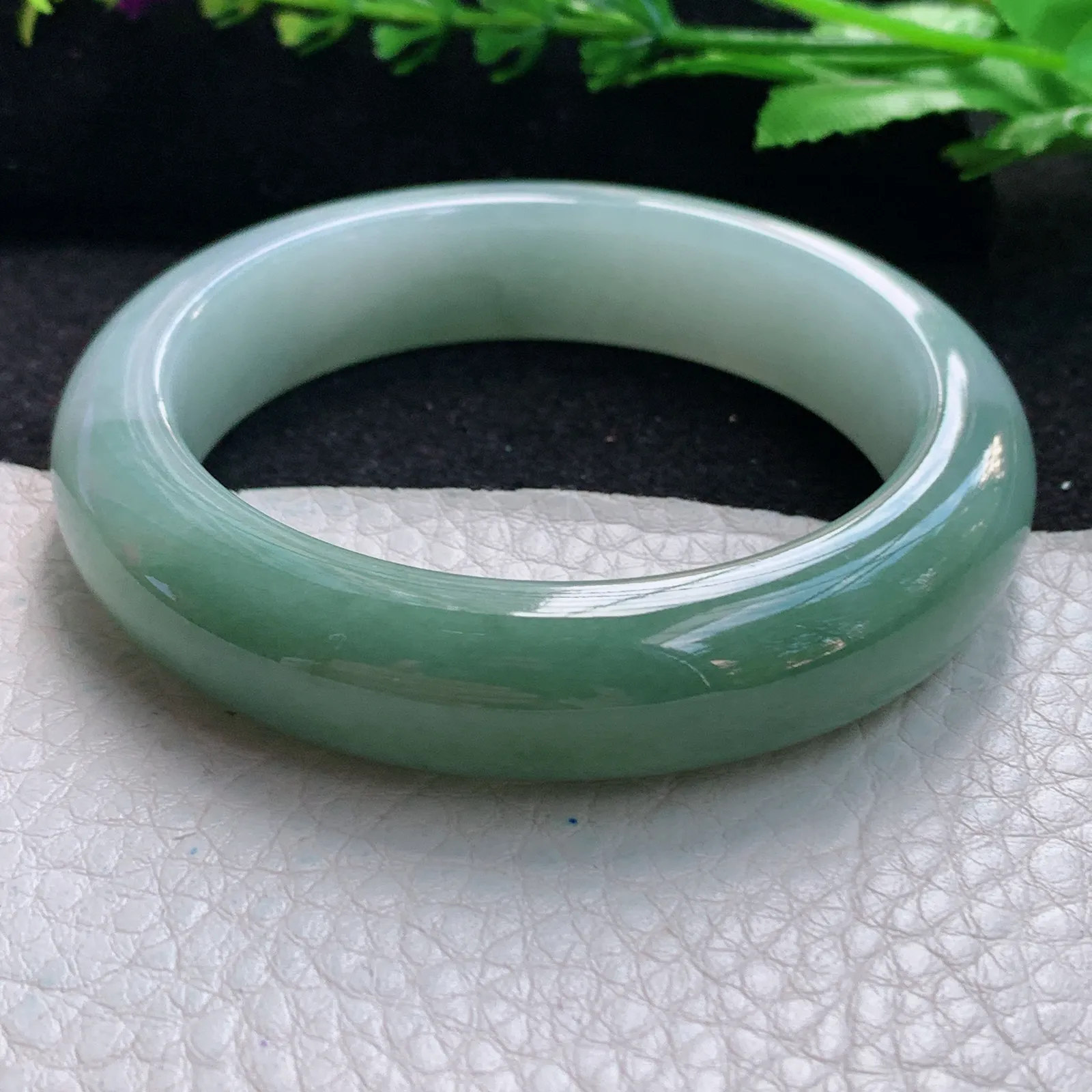 js自然光54*13.5*9.2招财镯 缅甸翡翠a货玉手镯半山水厚装宽边珠宝玉手环