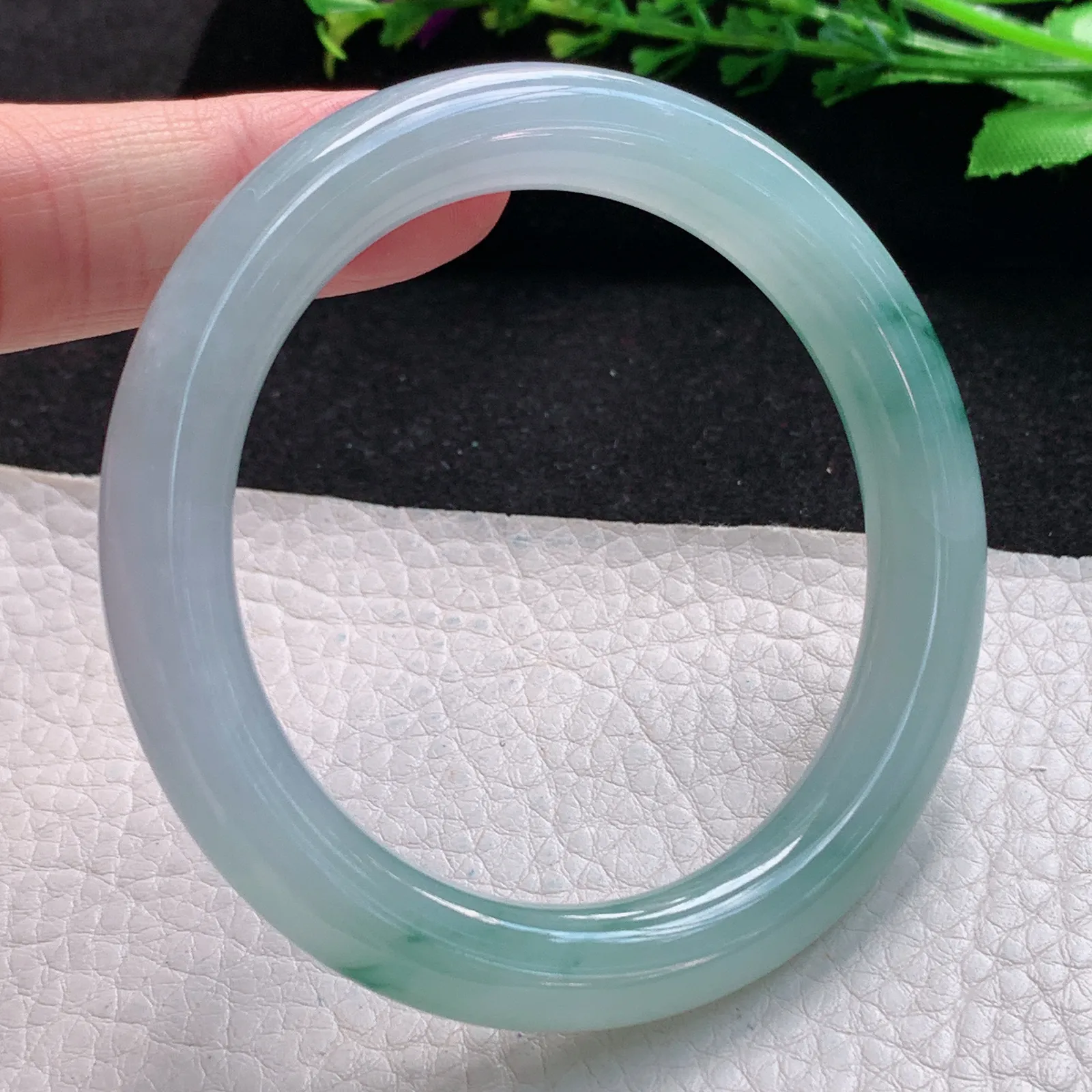 r自然光54.5*9.3美人镯 缅甸翡翠a货玉手镯冰飘花珠宝玉手环 叮当镯