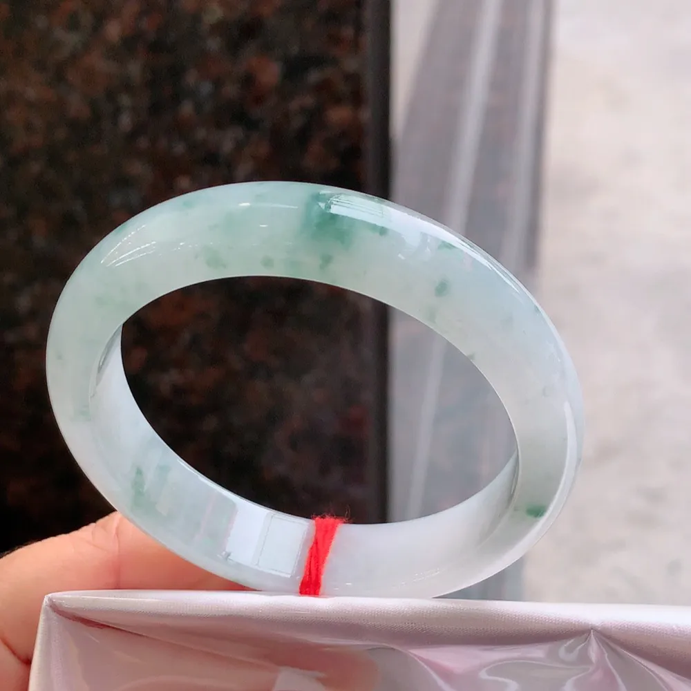 正圈冰飘花 无瑕 尺寸:56.1/12.6/8 花美