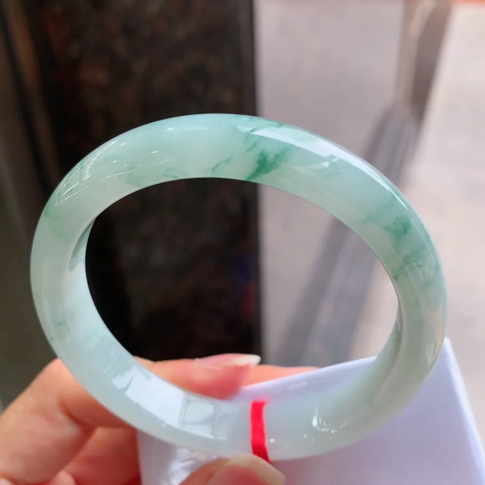 正圈冰飘花 无瑕 尺寸:57.3/12.3/8 花美