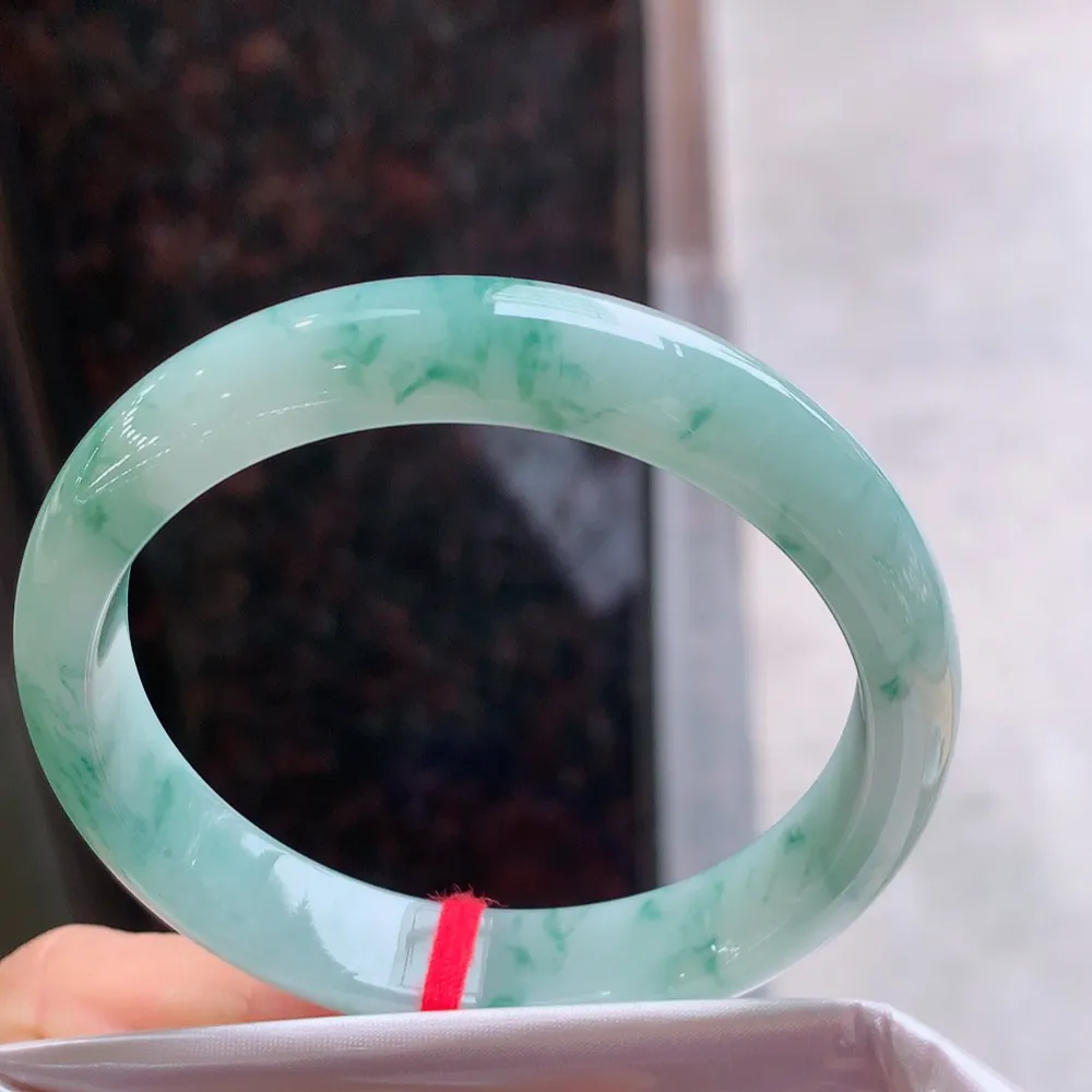 正圈冰蓝花 无瑕 尺寸:56.5/12.4/7.4 花美