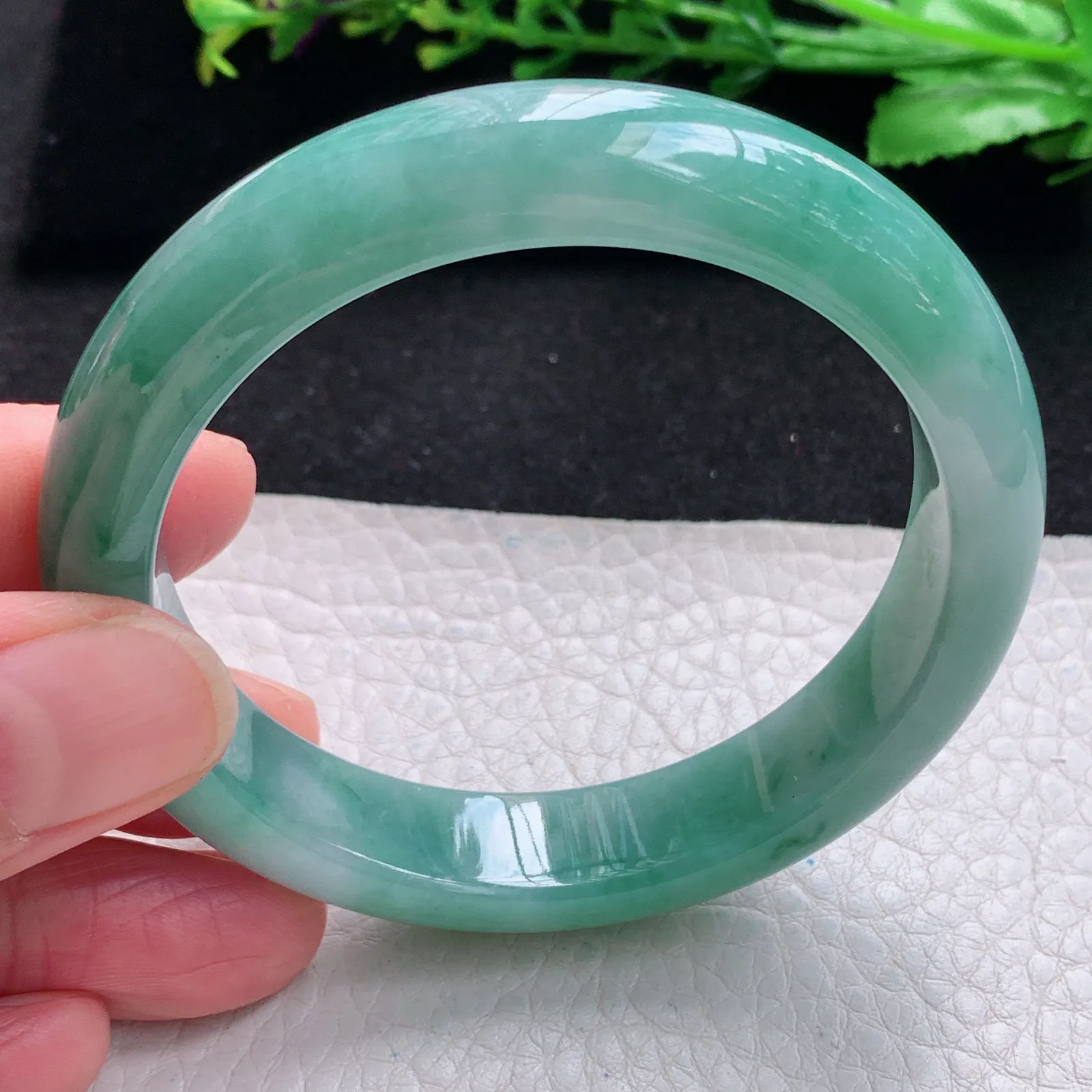 yh自然光55*12*8平安镯 缅甸翡翠a货玉手镯韵味宽边珠宝玉手环