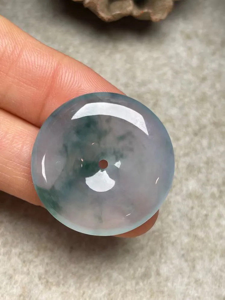 冰种飘花【平安扣】吊坠，种水好，玉质细腻 ，卖相好‘