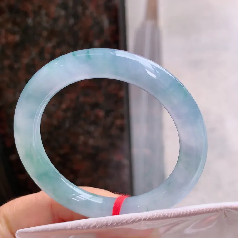 圆条高冰春彩 无瑕 尺寸:52.8/9.5 种色俱佳