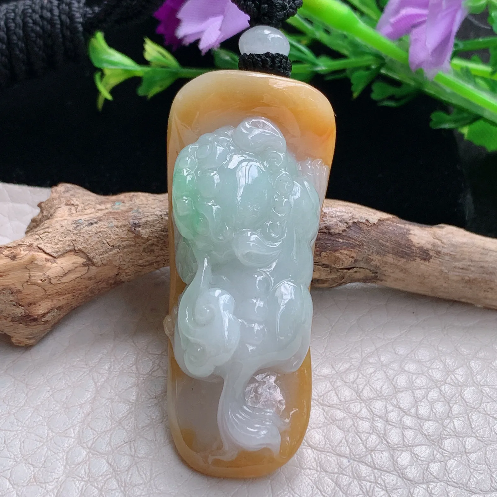 mut自然光49*19.8*17.8天然缅甸翡翠三彩貔貅玉吊坠 玉挂件