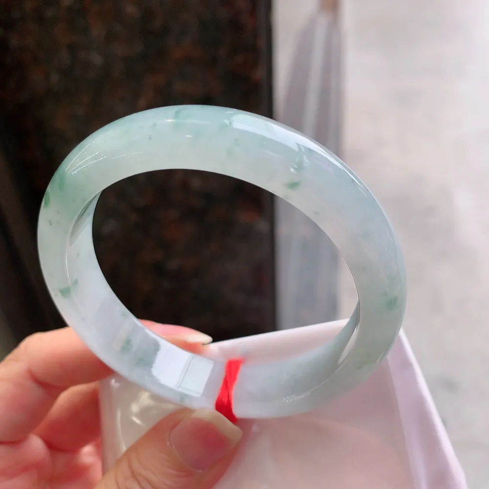 正圈冰飘花 无瑕 尺寸:56.1/12.6/8 花美