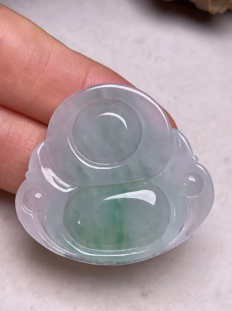 冰糯种飘绿【佛公】吊坠，种水好，玉质细腻 ，卖相好.