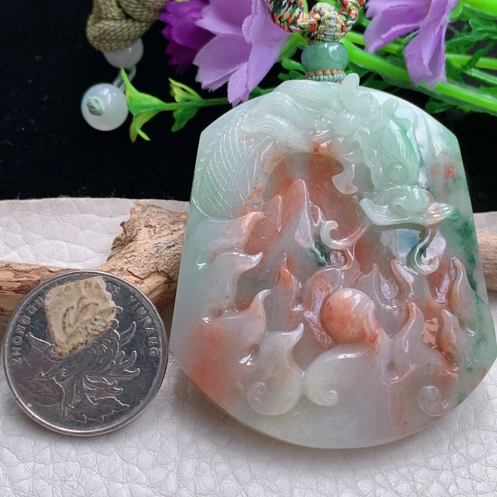 mut自然光57.5*40*10特色天然缅甸翡翠龙行天下 龙牌玉吊坠 玉挂件