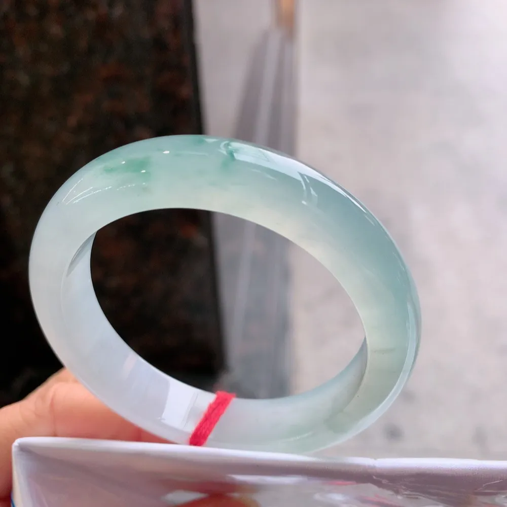 正圈冰玻飘花 无瑕 尺寸:54.1/12.7/8.7 花美 种水好🥰🥰