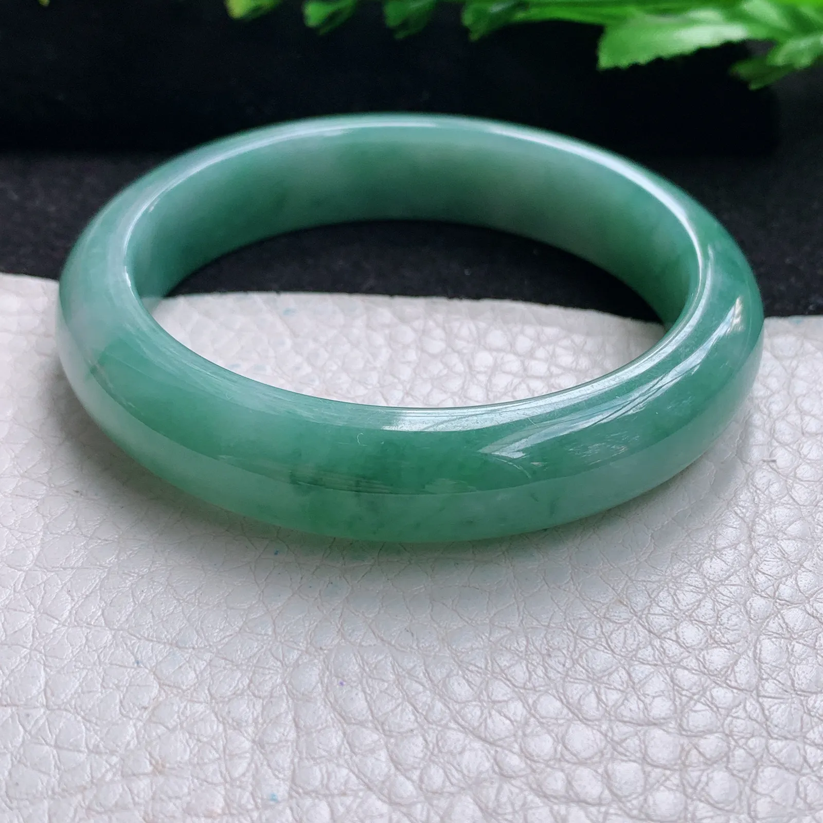 yh自然光55*12*8平安镯 缅甸翡翠a货玉手镯韵味宽边珠宝玉手环